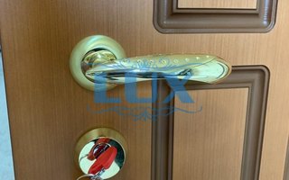 дверь с терморазрывом и раздельной ручкой