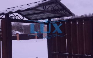 навес из поликарбоната для калитки частного дома