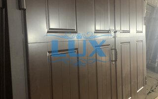 металлические гаражные ворота